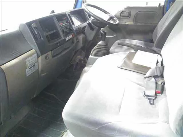Isuzu Elf  с аукциона в Японии