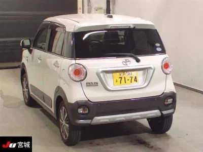 Toyota Pixis Joy