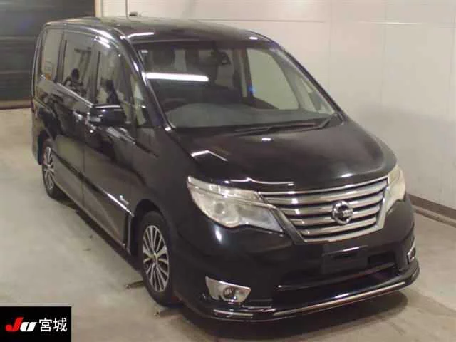 Nissan Serena 2015