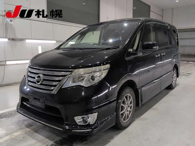 Nissan Serena 2014