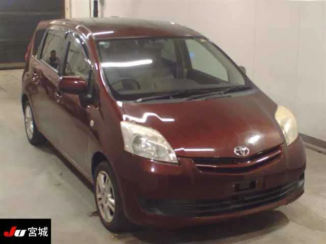 Toyota Passo Sette 2009