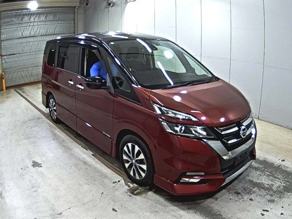 Nissan Serena 2017