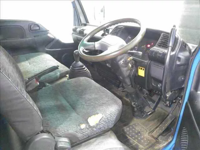 Isuzu Elf  с аукциона в Японии
