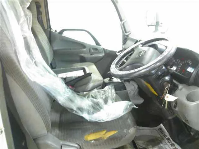 Hino Dutro  с аукциона в Японии