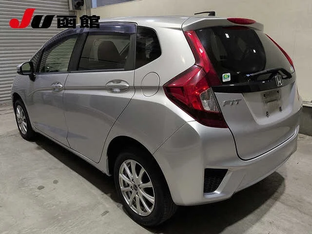 Honda Fit  с аукциона в Японии