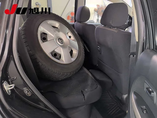 Toyota Ist  с аукциона в Японии