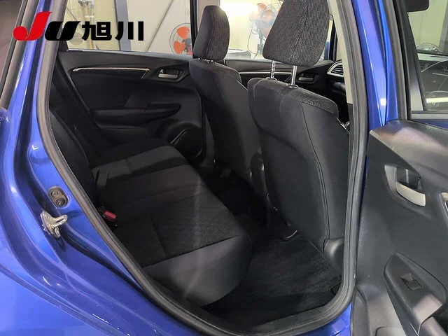 Honda Fit  с аукциона в Японии