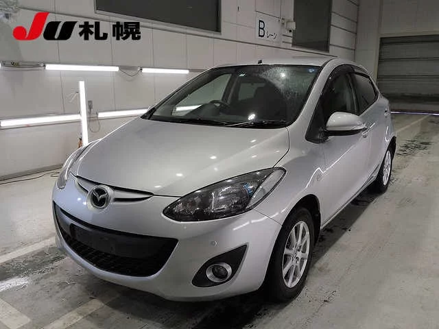 Mazda Demio 2011