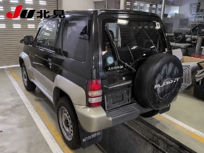 Mitsubishi Pajero Junior
