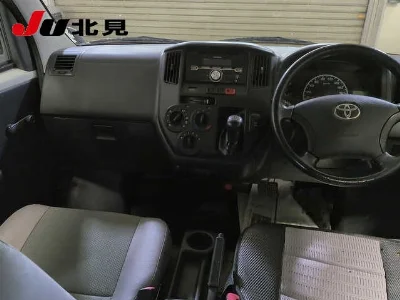 TOYOTA TOWN ACE VAN