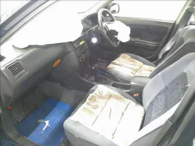 TOYOTA CARINA