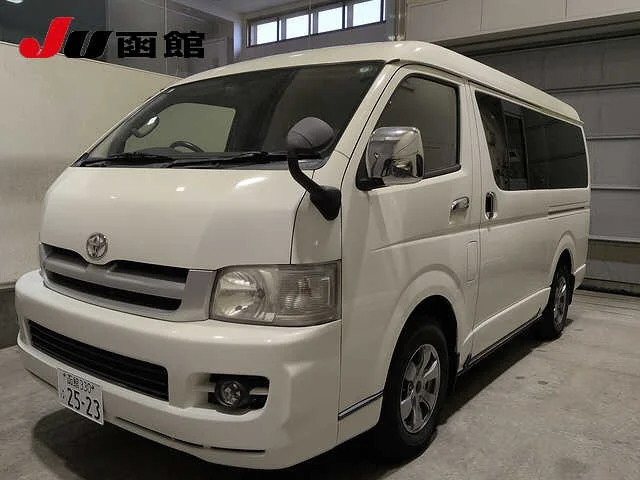 Toyota HiAce 2004
