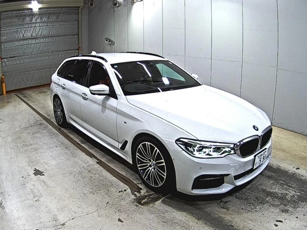 BMW 5-Series 2018