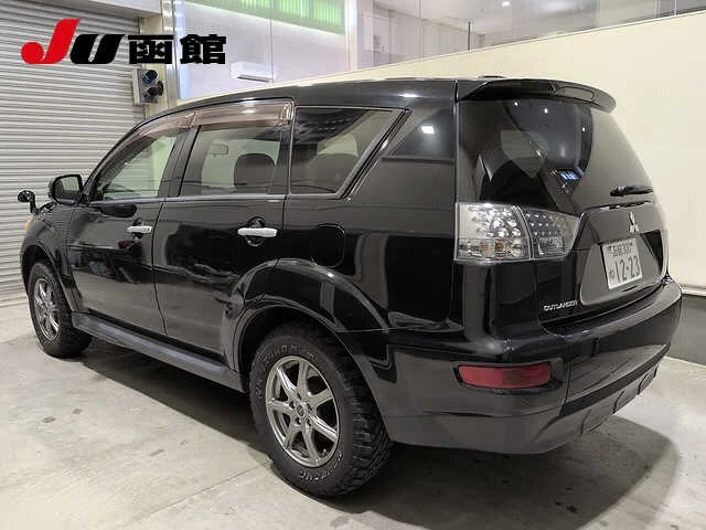 Mitsubishi Outlander 2011