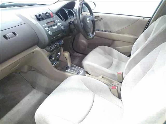 Honda Fit  с аукциона в Японии