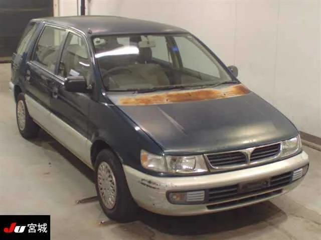 Mitsubishi Chariot  с аукциона в Японии