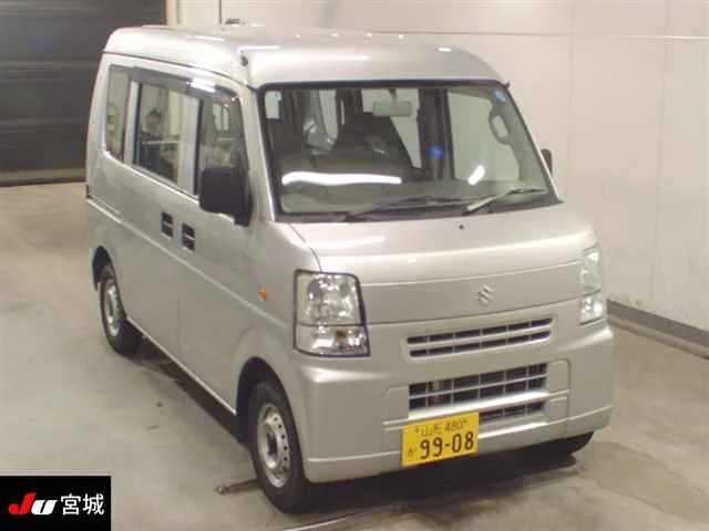 Suzuki Every 2010