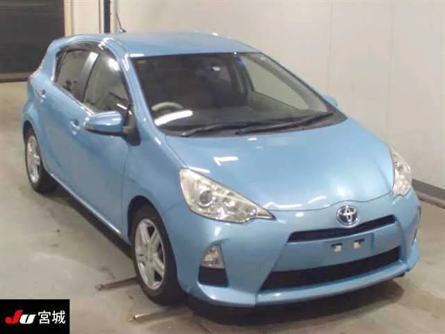 Toyota Aqua 2012