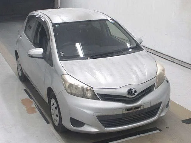 Toyota Vitz 2013