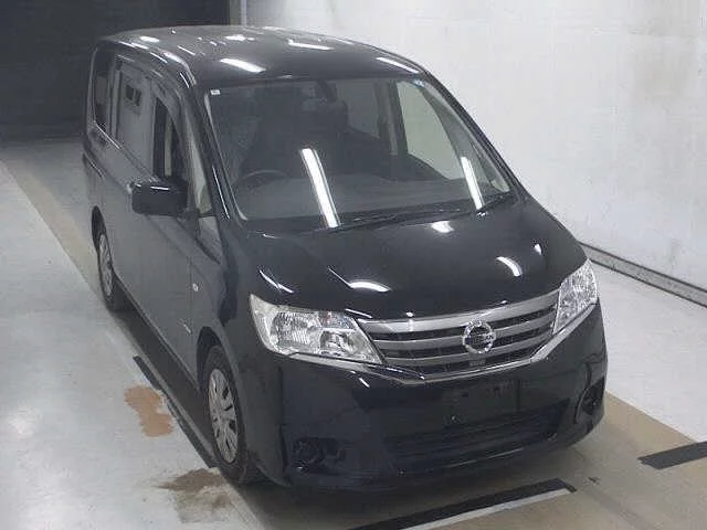 Nissan Serena 2012