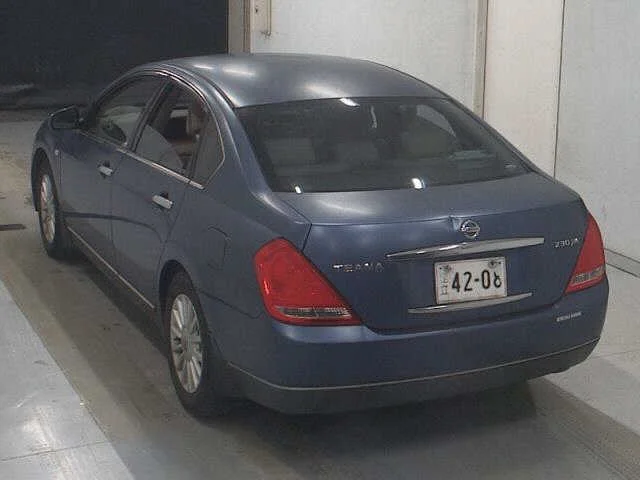Nissan Teana  с аукциона в Японии