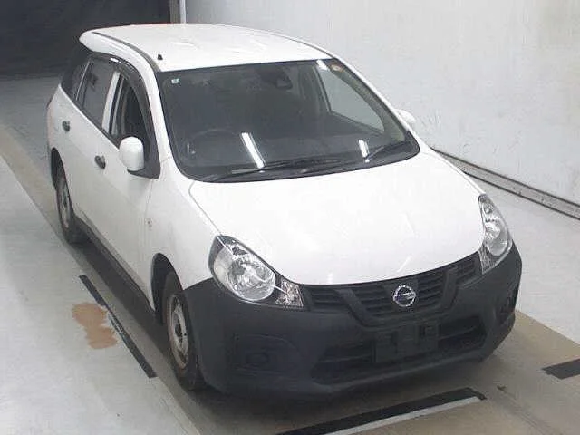 Nissan AD 2019
