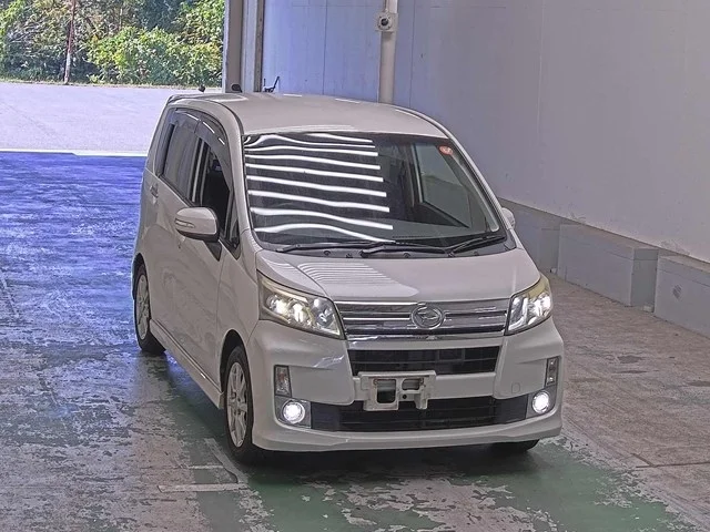 Daihatsu Move 2014