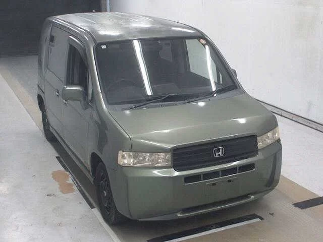 Honda Mobilio Spike  с аукциона в Японии