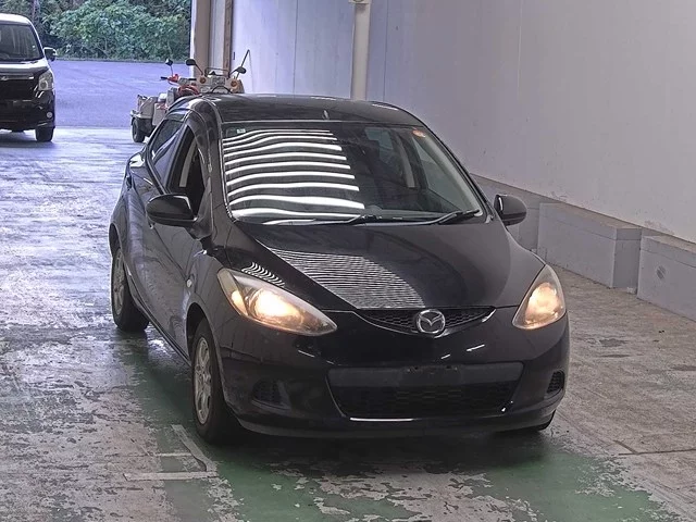 Mazda Demio 2010