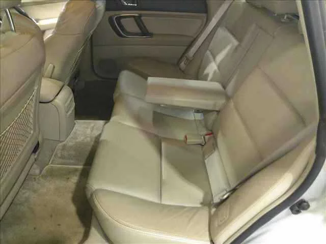 Subaru Legacy  с аукциона в Японии
