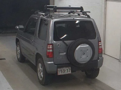 Nissan Kix
