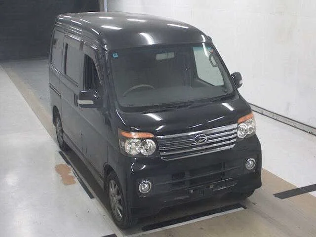Daihatsu Atrai 2010