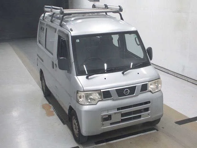 Nissan Clipper 2012
