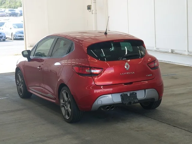 Renault Lutecia  с аукциона в Японии