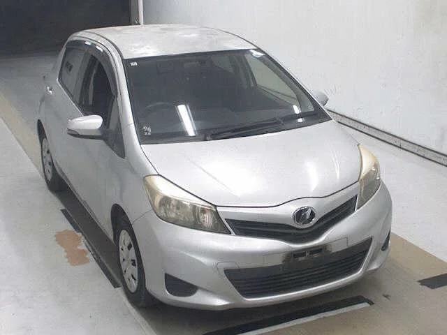 Toyota Vitz 2012