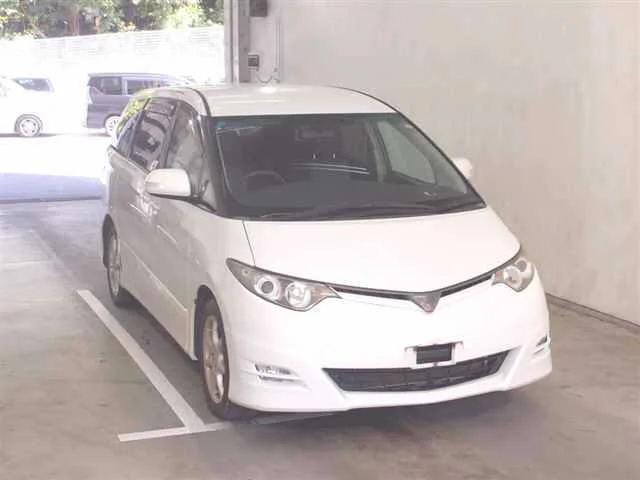 Toyota Estima 2006