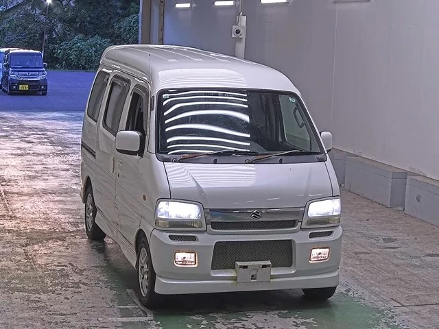 Suzuki Every 2005
