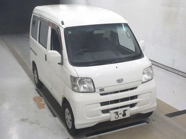Daihatsu Hijet Cargo 2011