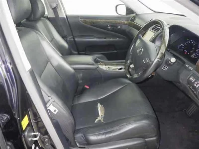 Lexus LS600h