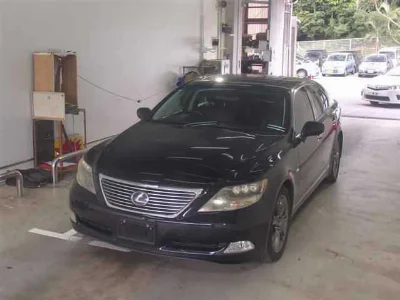Lexus LS600h