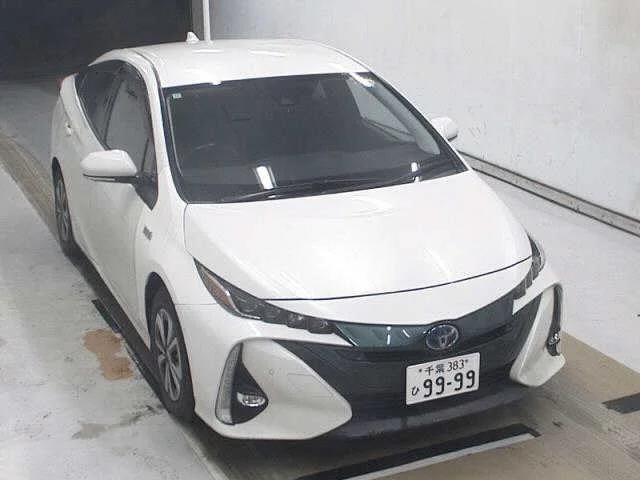 Toyota Prius PHV 2018