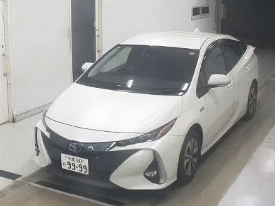 Toyota Prius PHV