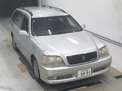 Toyota Crown Estate