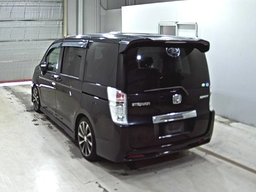Honda Stepwgn 2009