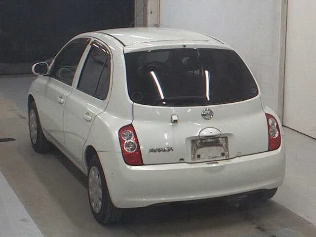 Nissan March 2010