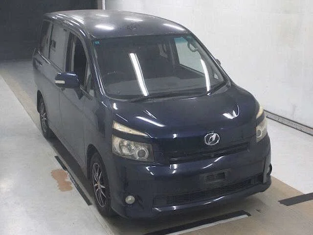 Toyota Voxy 2007