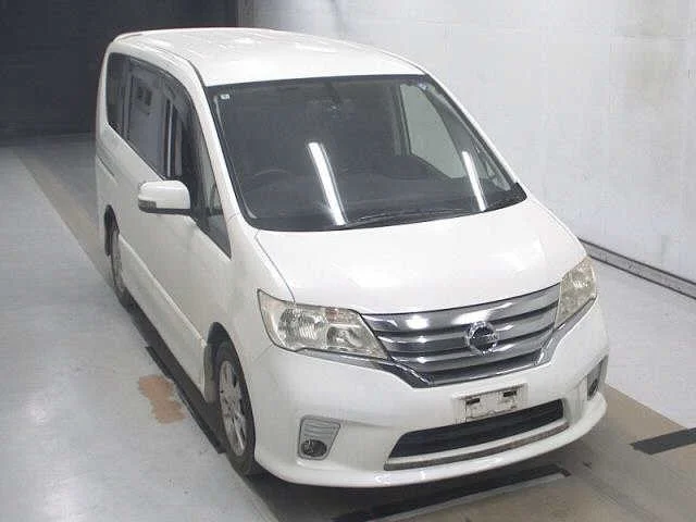 Nissan Serena 2012