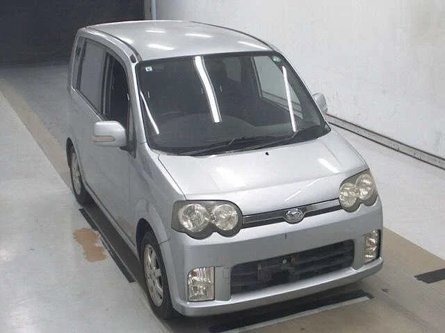 Daihatsu Move 2006