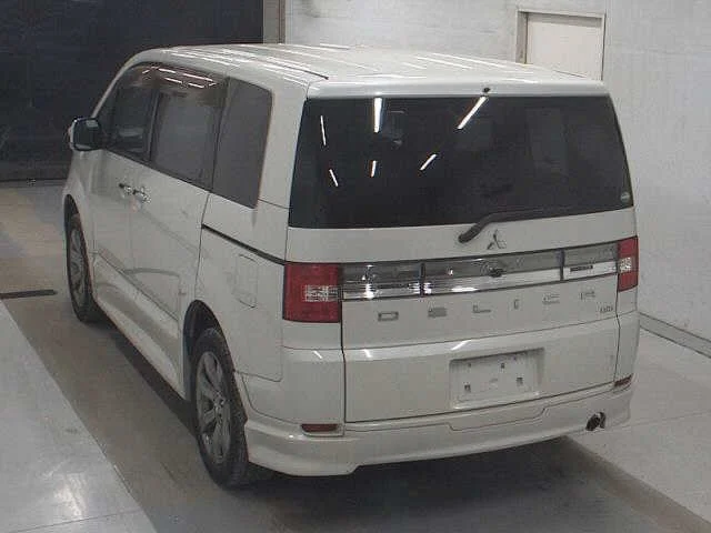 Mitsubishi Delica D:5 2016