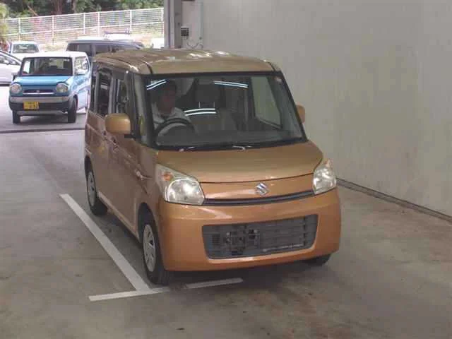 Suzuki Spacia 2013